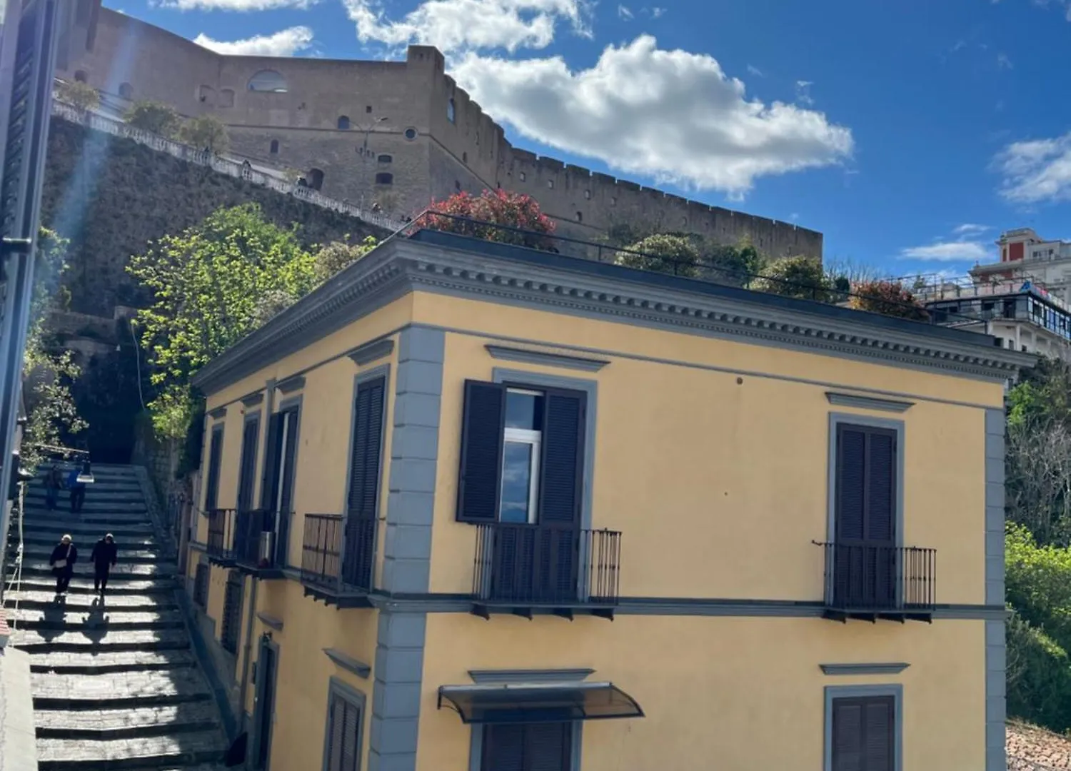 Bed and Breakfast Le Petit Palais - Neapel